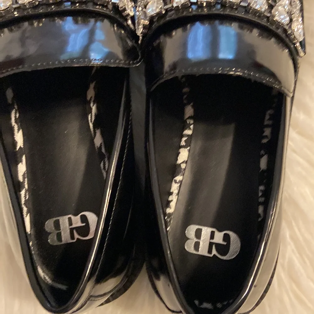 GB SHOES SIZE 9 BNWOT COLOR BLACK SEE ALL PHOTOS - Picture 10 of 12